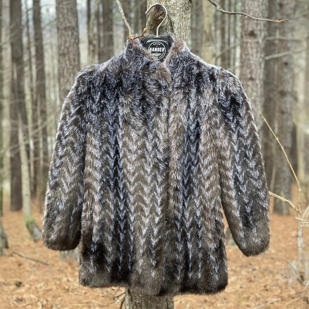Luxurious VINTAGE Mink Faux Fur Mid-Length Coat, Size L
